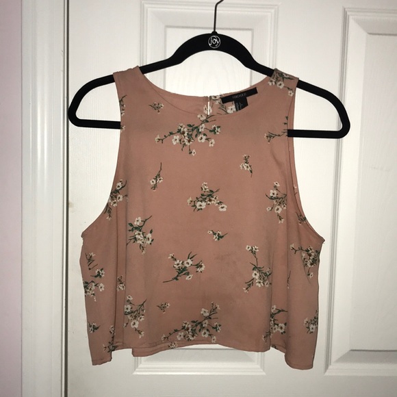 Forever 21 Tops - Forever 21 Floral Cherry Blossom Crop Top!